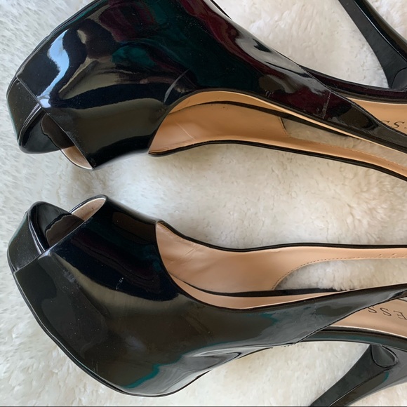 Guess patent leather heels, size 9.5 - Picture 6 of 7